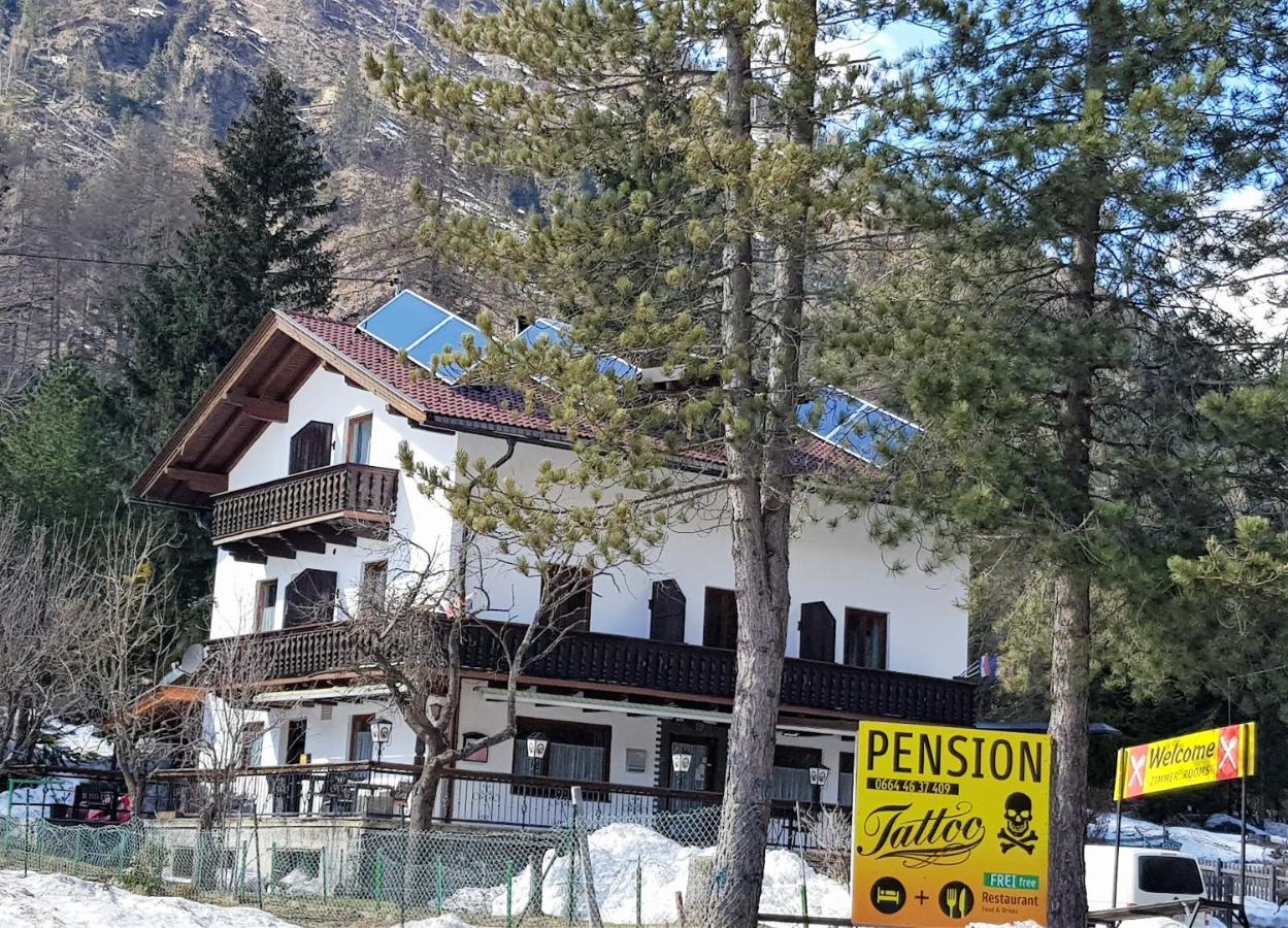 Tattoo Pension Mit Restaurant Und Tattoo-Studio Mortschach Exterior photo